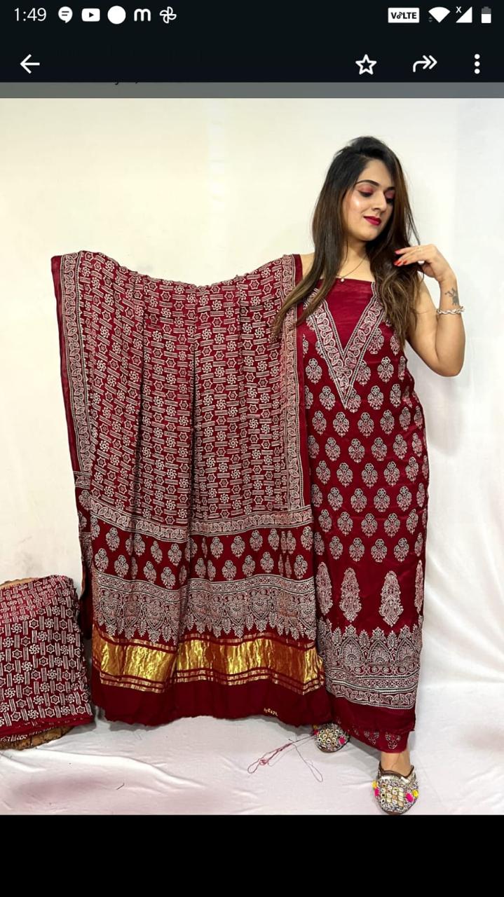 “Maroon Modaal Gajji Bandhani Suit with hand Bandhej and golden Lagdi Patta dupatta – Anita Jain Fashions”