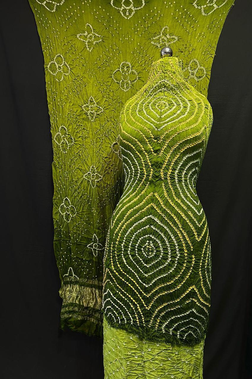 "Olive green Bandhani silk suit with diamond pattern and Lagdi Patta dupatta – Anita Jain Fashions""Olive green Bandhani silk suit with diamond pattern and Lagdi Patta dupatta – Anita Jain Fashions"