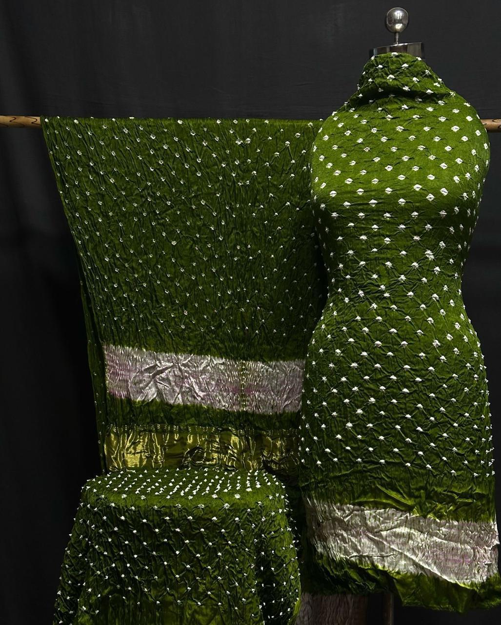 "Bottle Green Modaal Gajji Silk 3-piece suit set with white Bandhani and Lagdi Patta dupatta – Anita Jain Fashions"
