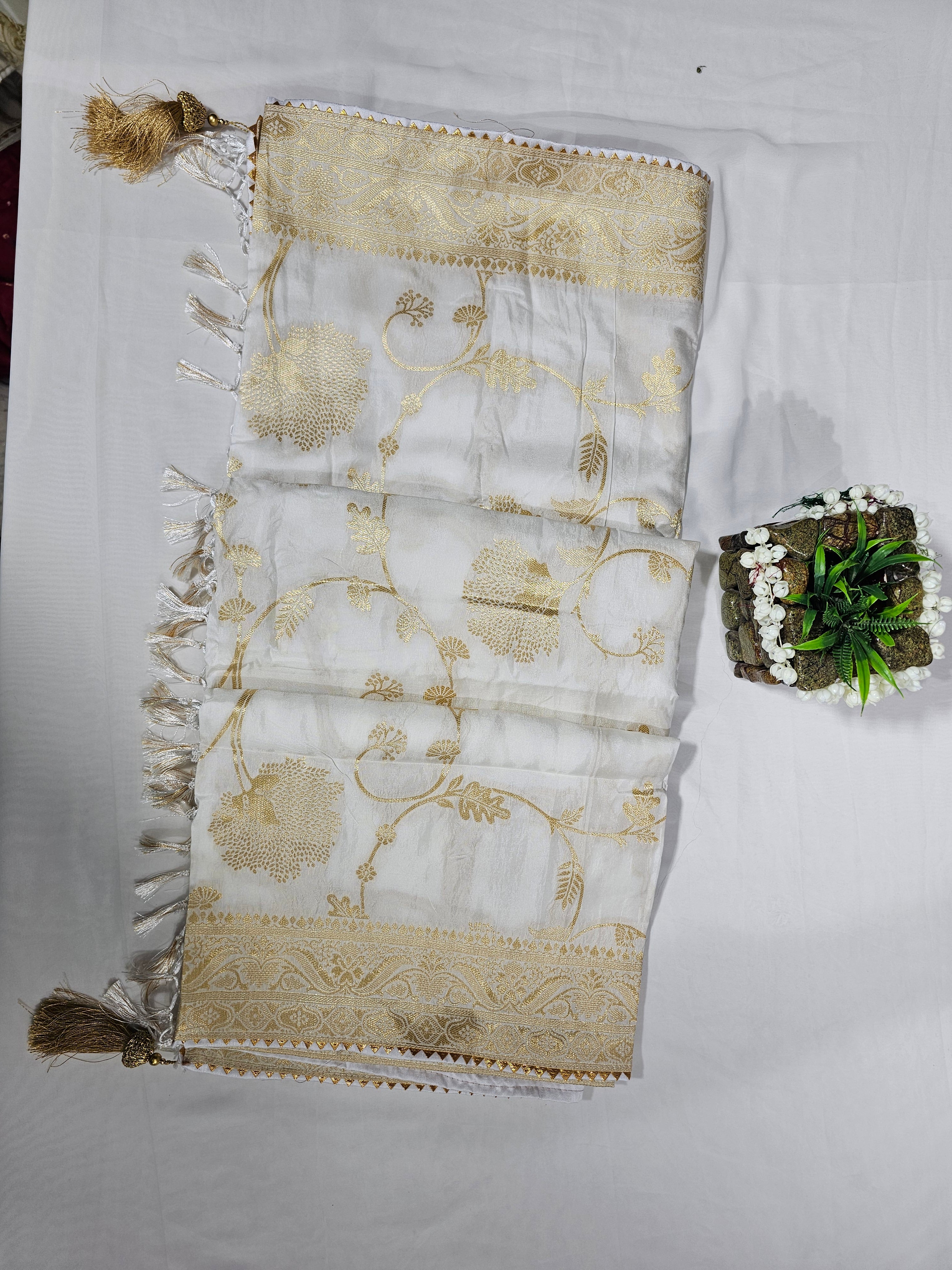 White Dola Viscose Saree - Ethically Made, Timeless Elegance - Anita Jain Fashions