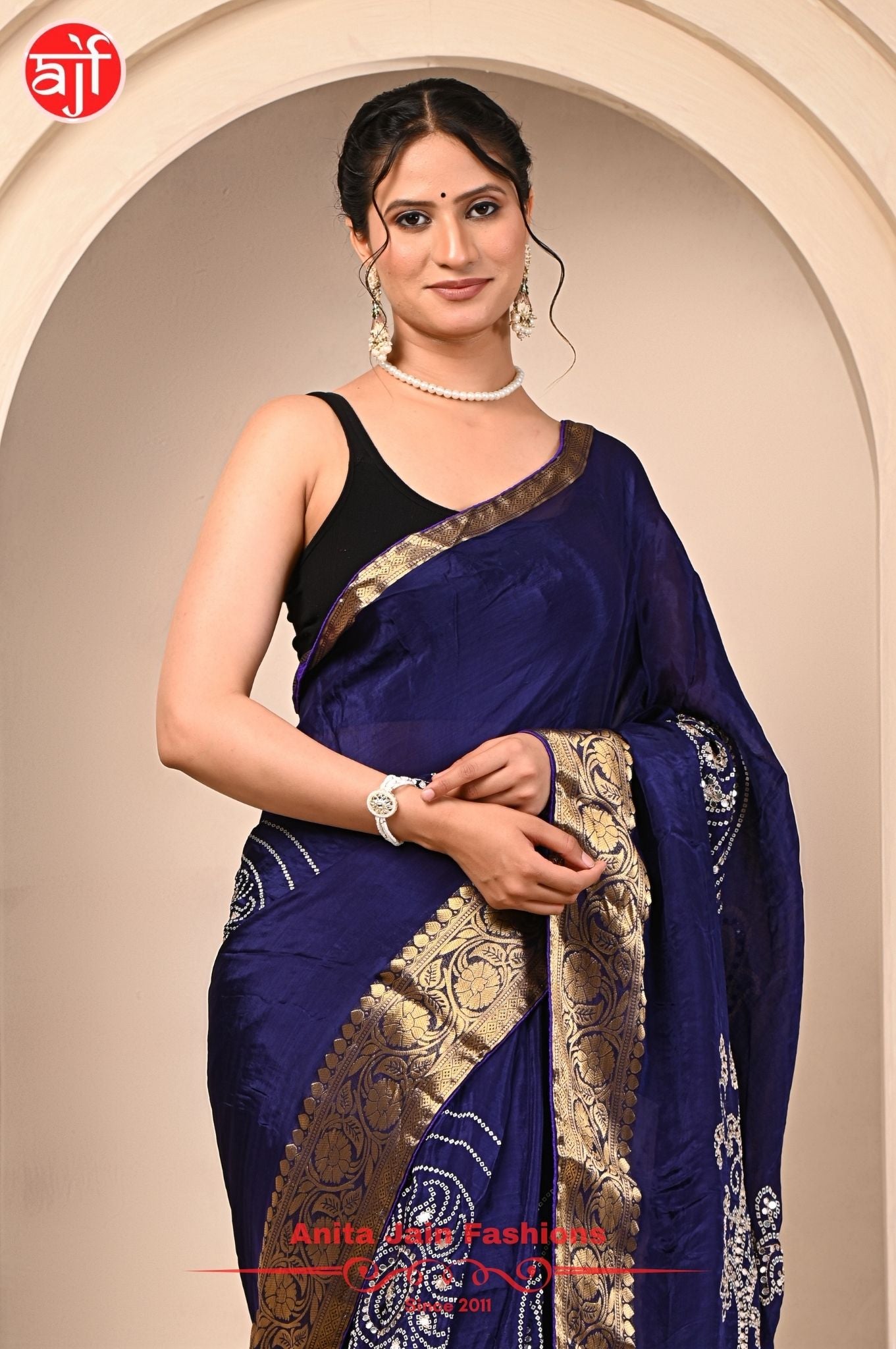 HO Silk Saree with Zari Weaving and Bandhani Design, Includes Blouse Piece