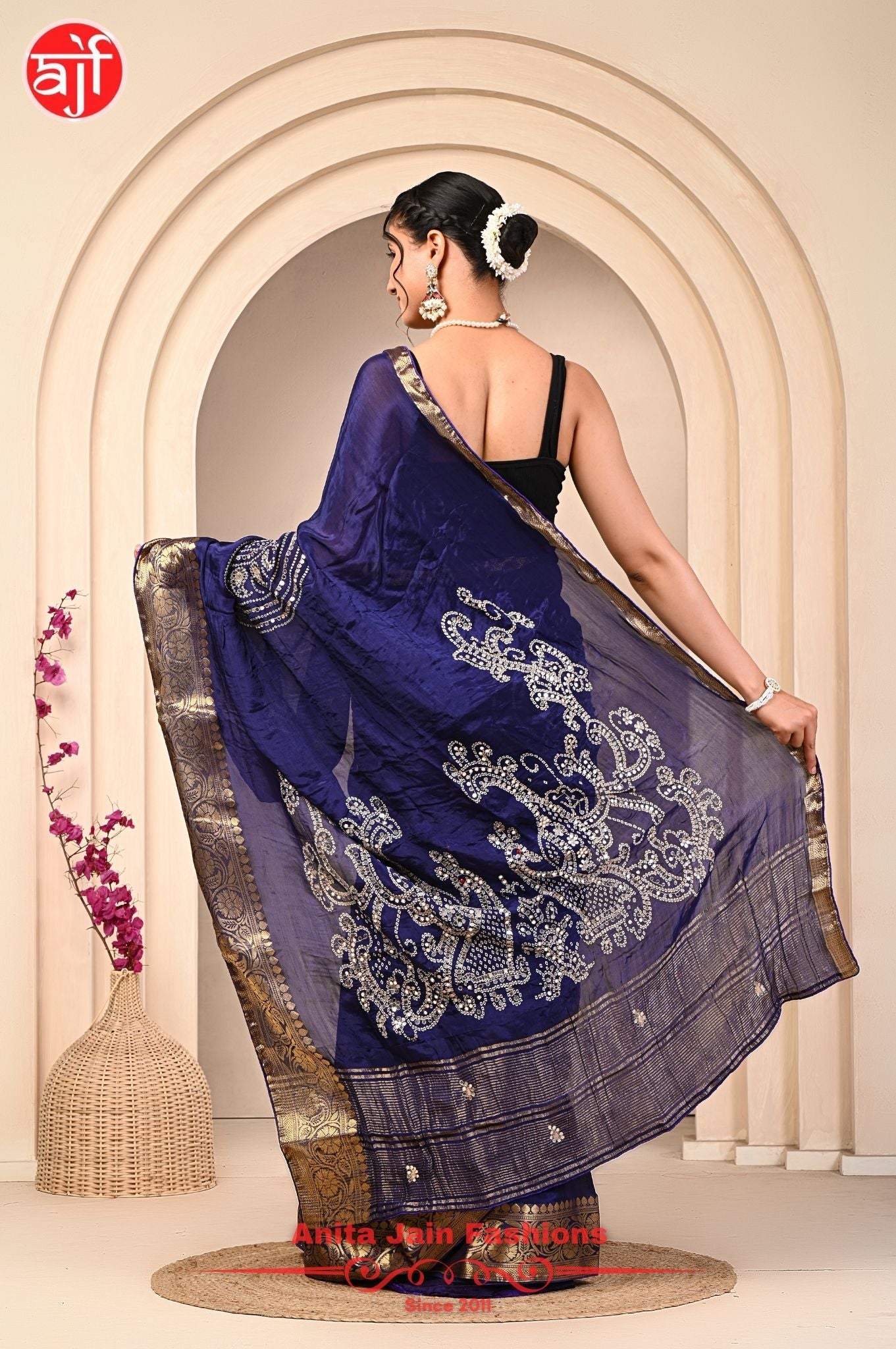 HO Silk Saree with Zari Weaving and Bandhani Design, Includes Blouse Piece