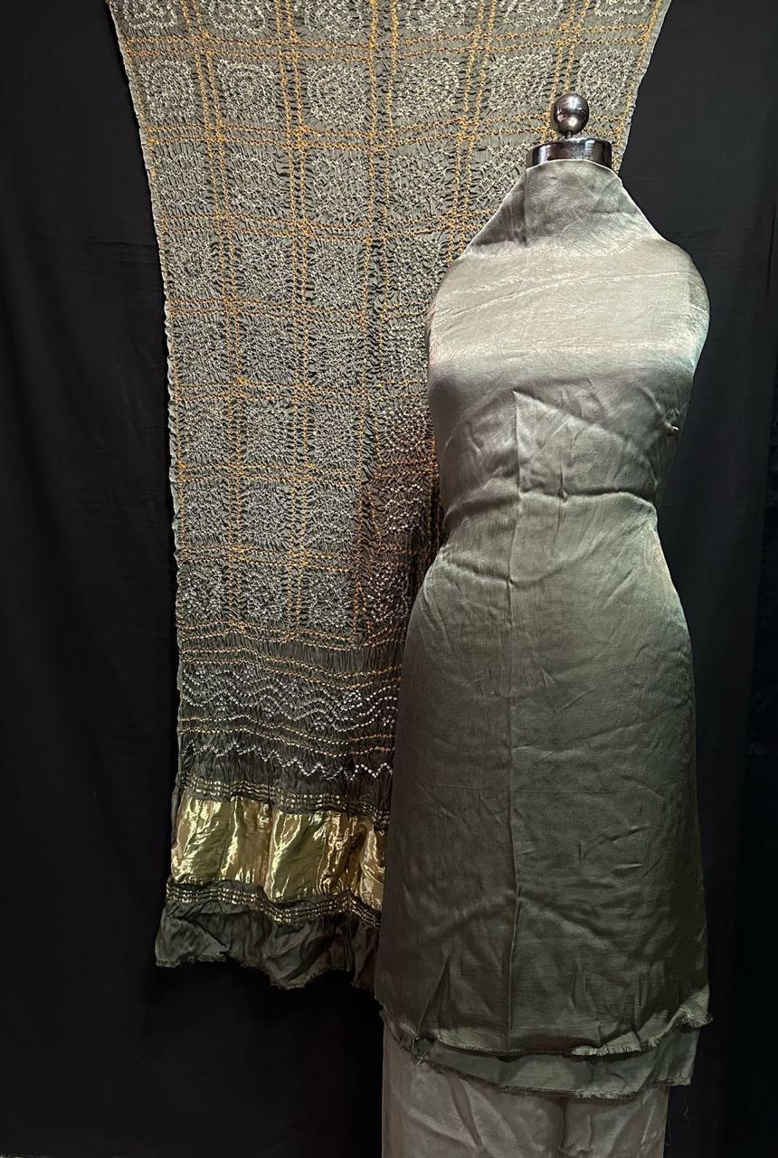 "Olive Grey Modaal Gajji Silk 3-piece suit set with hand Bandhani and Lagdi Patta dupatta – Anita Jain Fashions""Olive Grey Modaal Gajji Silk 3-piece suit set with hand Bandhani and Lagdi Patta dupatta – Anita Jain Fashions"