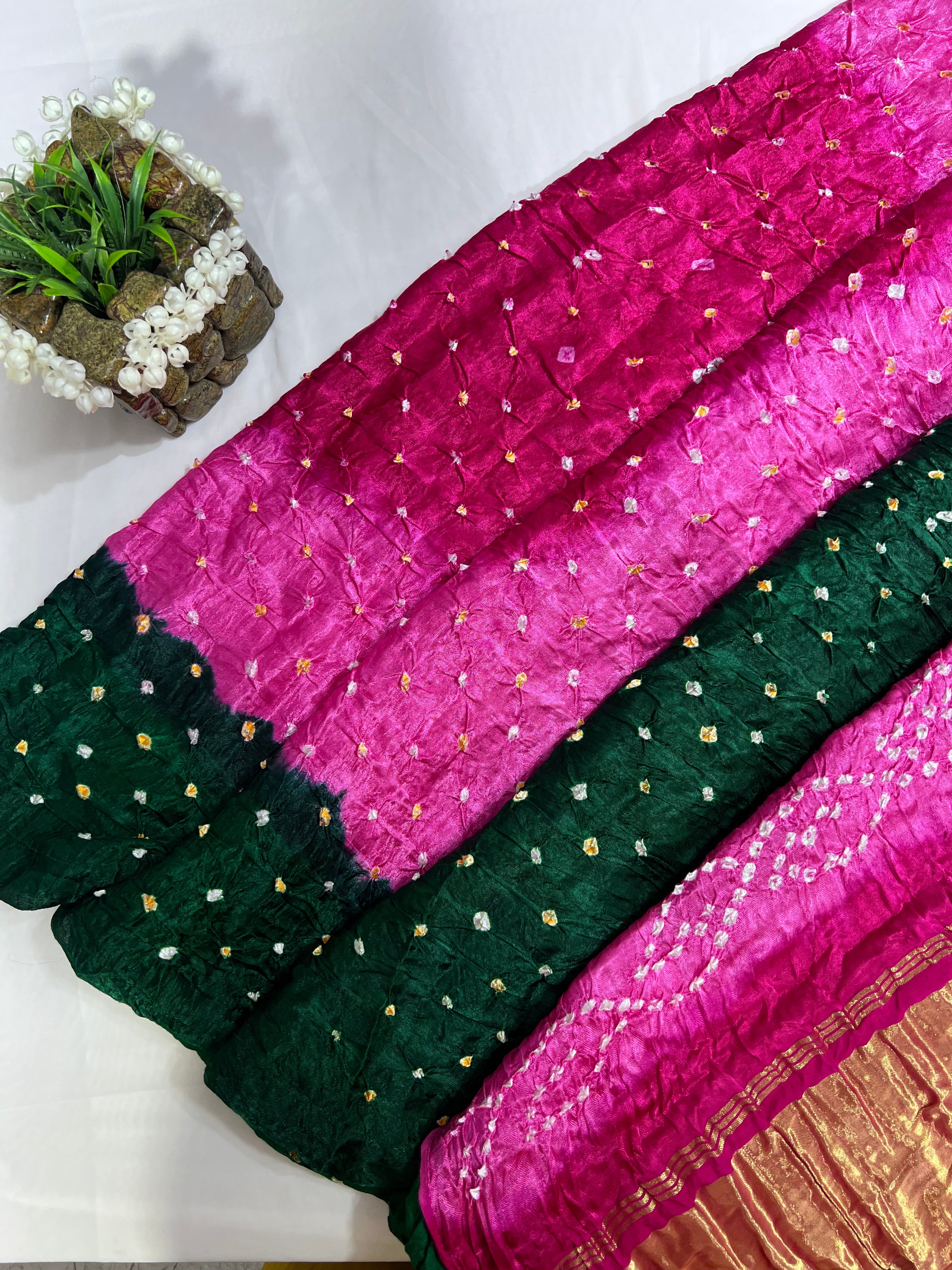 Green & Pink Gajji Silk Shaded Saree - Ethically Made, Vibrant Elegance - Anita Jain Fashions