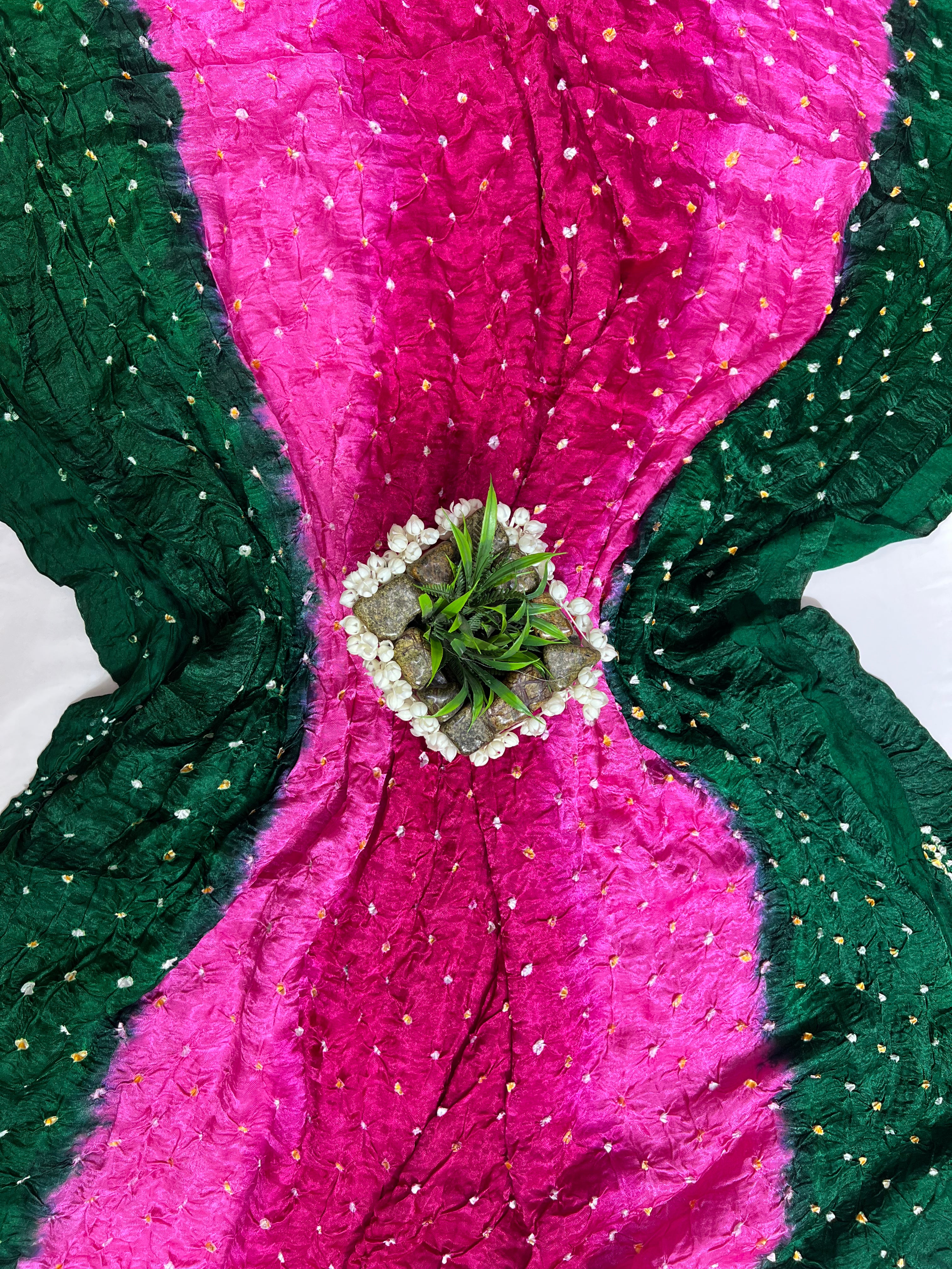 Green & Pink Gajji Silk Shaded Saree - Ethically Made, Vibrant Elegance - Anita Jain Fashions