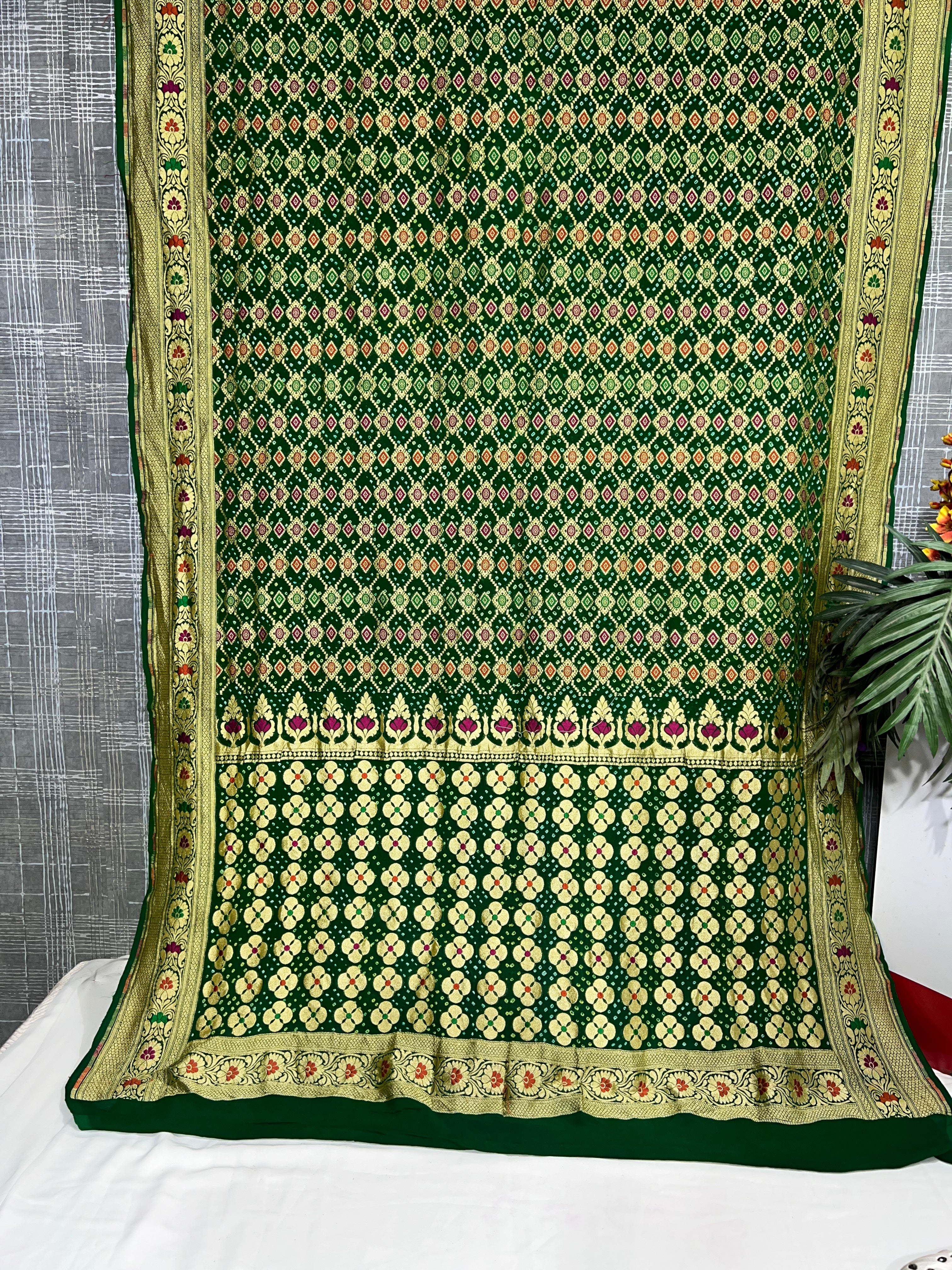 Dark Green Meenakari Khaddi Floral Buti Saree - Ethically Made, Exquisite Floral Artistry - Anita Jain Fashions