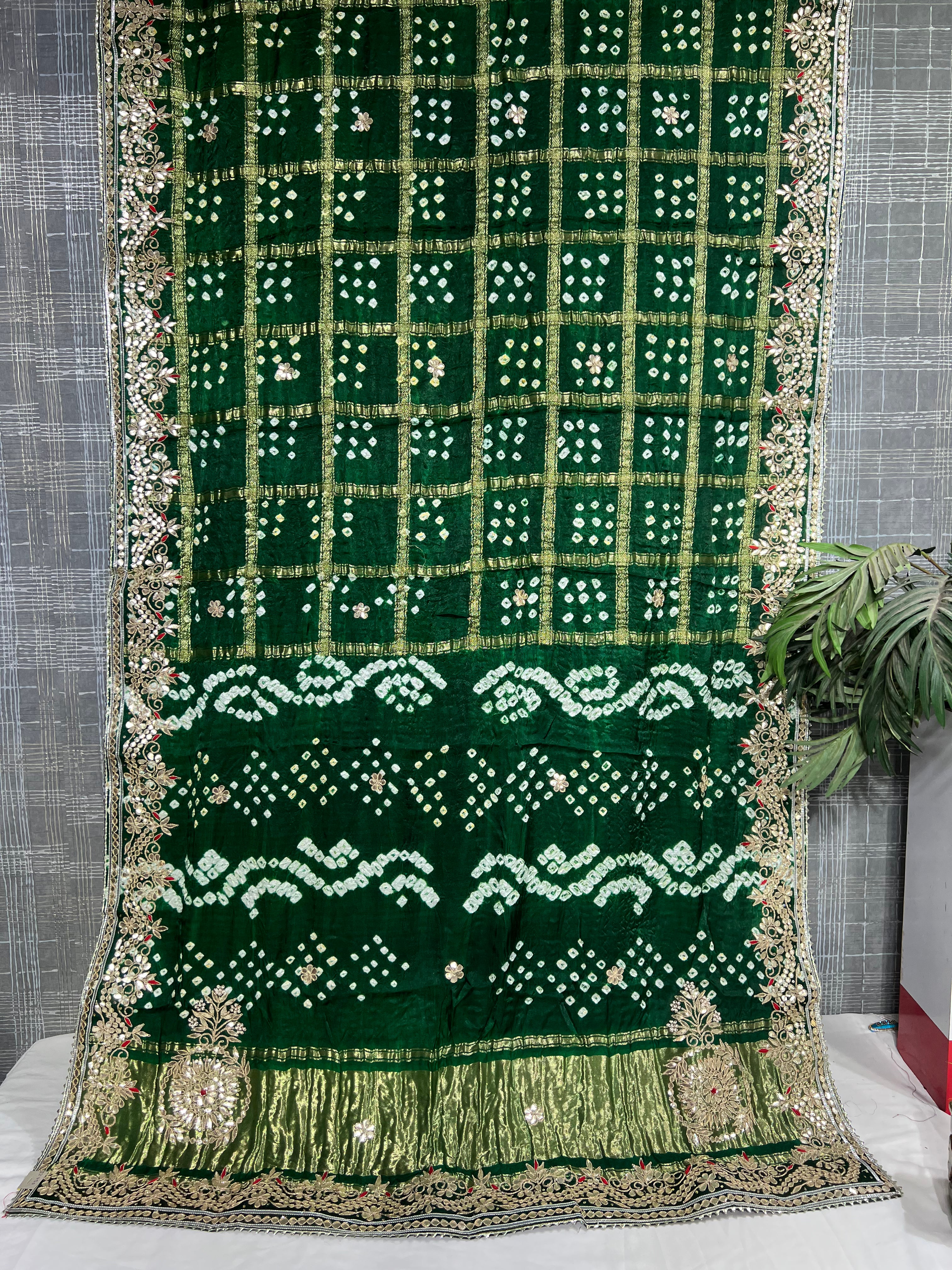 Circle Booty Green Ghatchola Gajji Silk Saree with Gota Patti Work - Ethically Made, Easy Care & Traditional Grandeur - Anita Jain Fashions