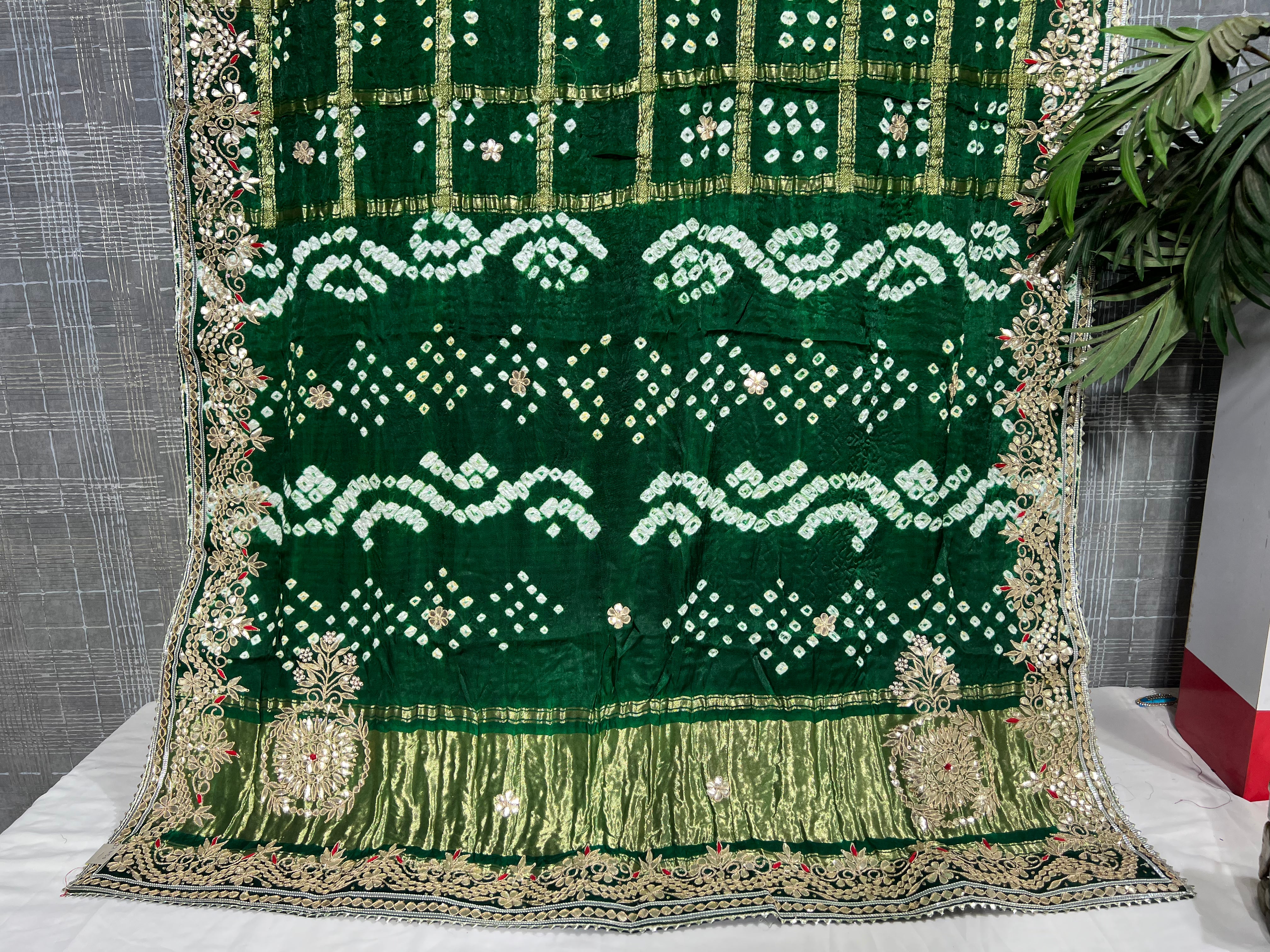 Circle Booty Green Ghatchola Gajji Silk Saree with Gota Patti Work - Ethically Made, Easy Care & Traditional Grandeur - Anita Jain Fashions