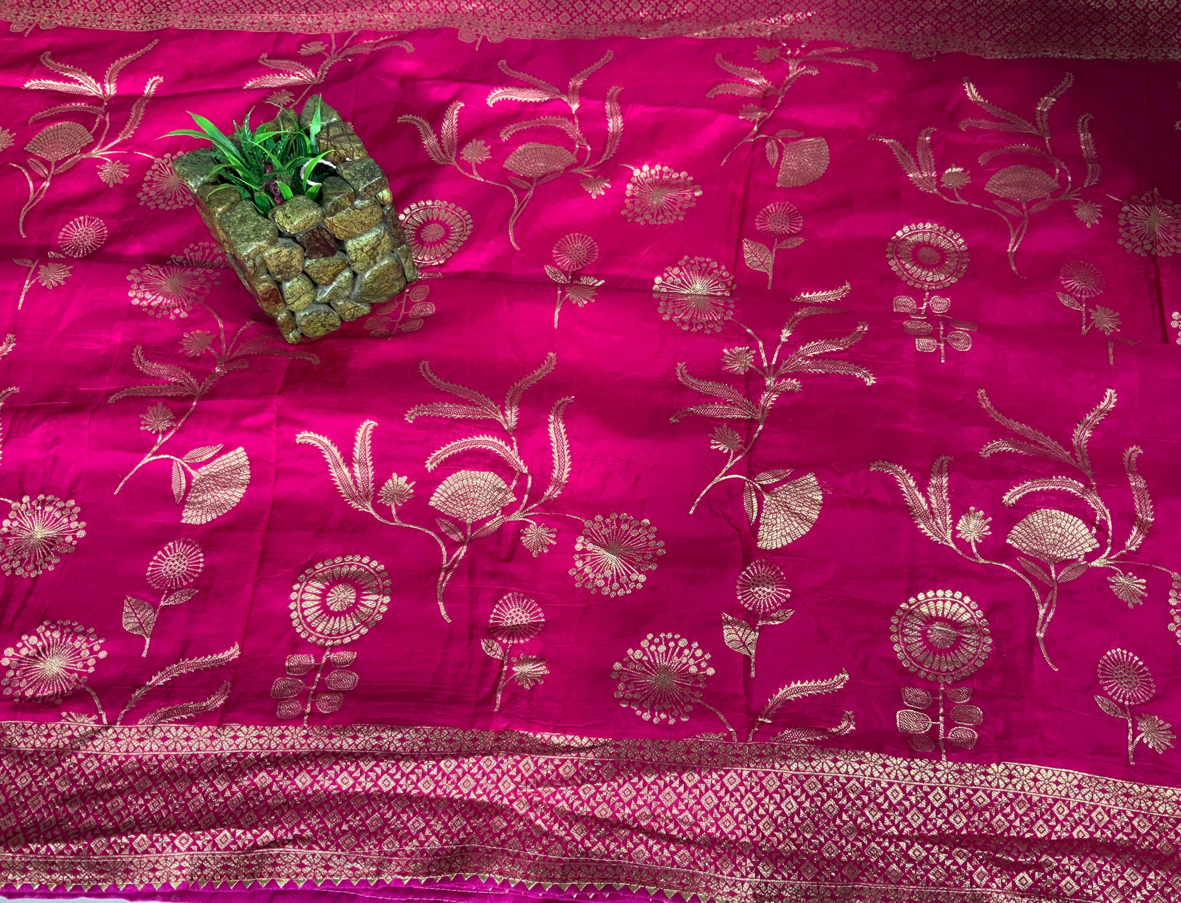 Pink Pure Viscose Dola Floral Print Saree with Rich Pallu and Resham V Wing - Ethically Made - Anita Jain Fashions