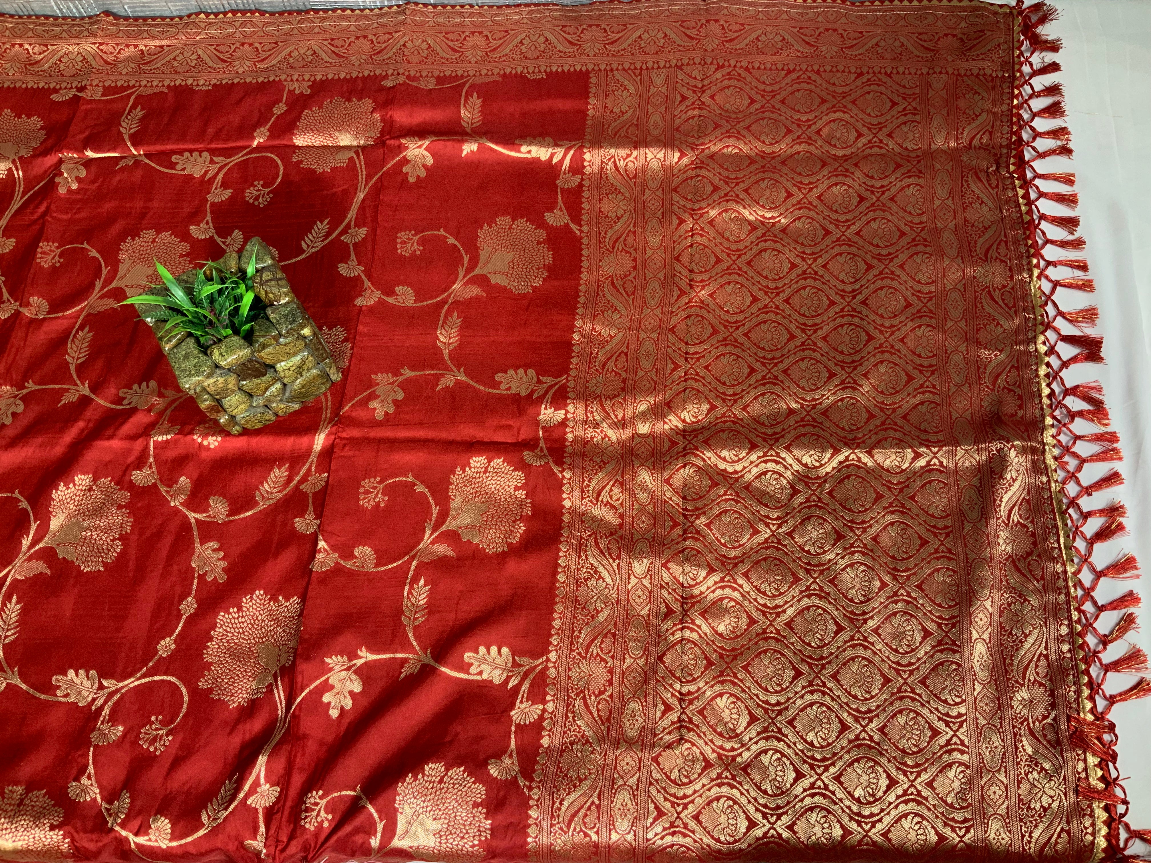 Red Pure Viscose Dola Bail Print Saree with Rich Pallu and Resham V Wing - Ethically Made - Anita Jain Fashions