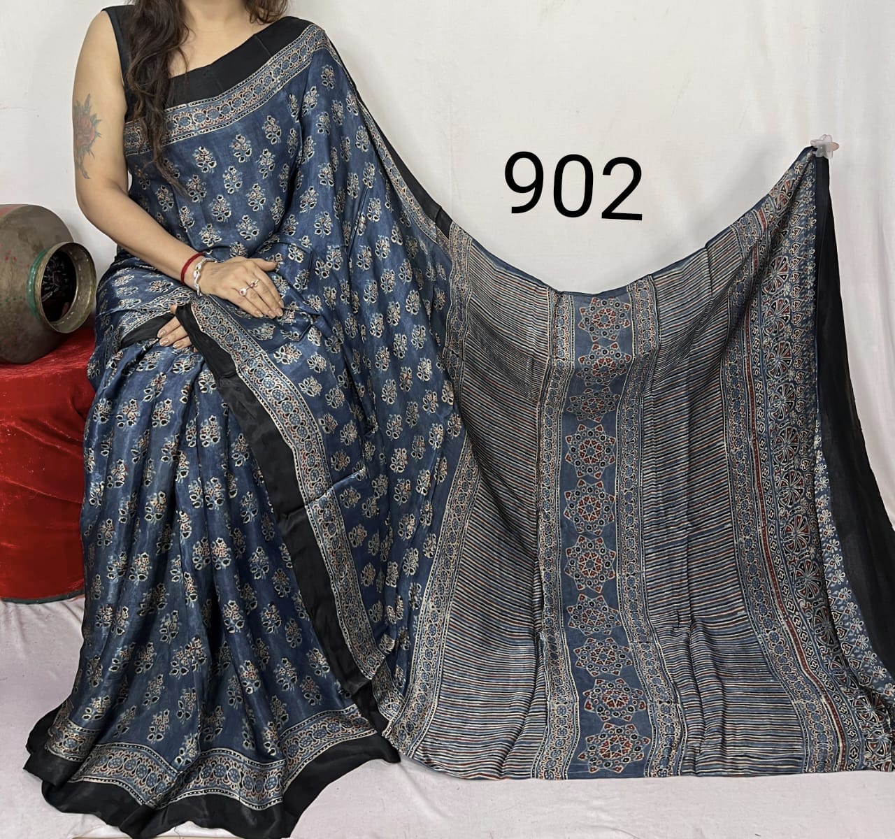 Grey Azrakh Print Hand Block Saree with Black Border, Straight Lining & Flower Print - Anita Jain Fashions