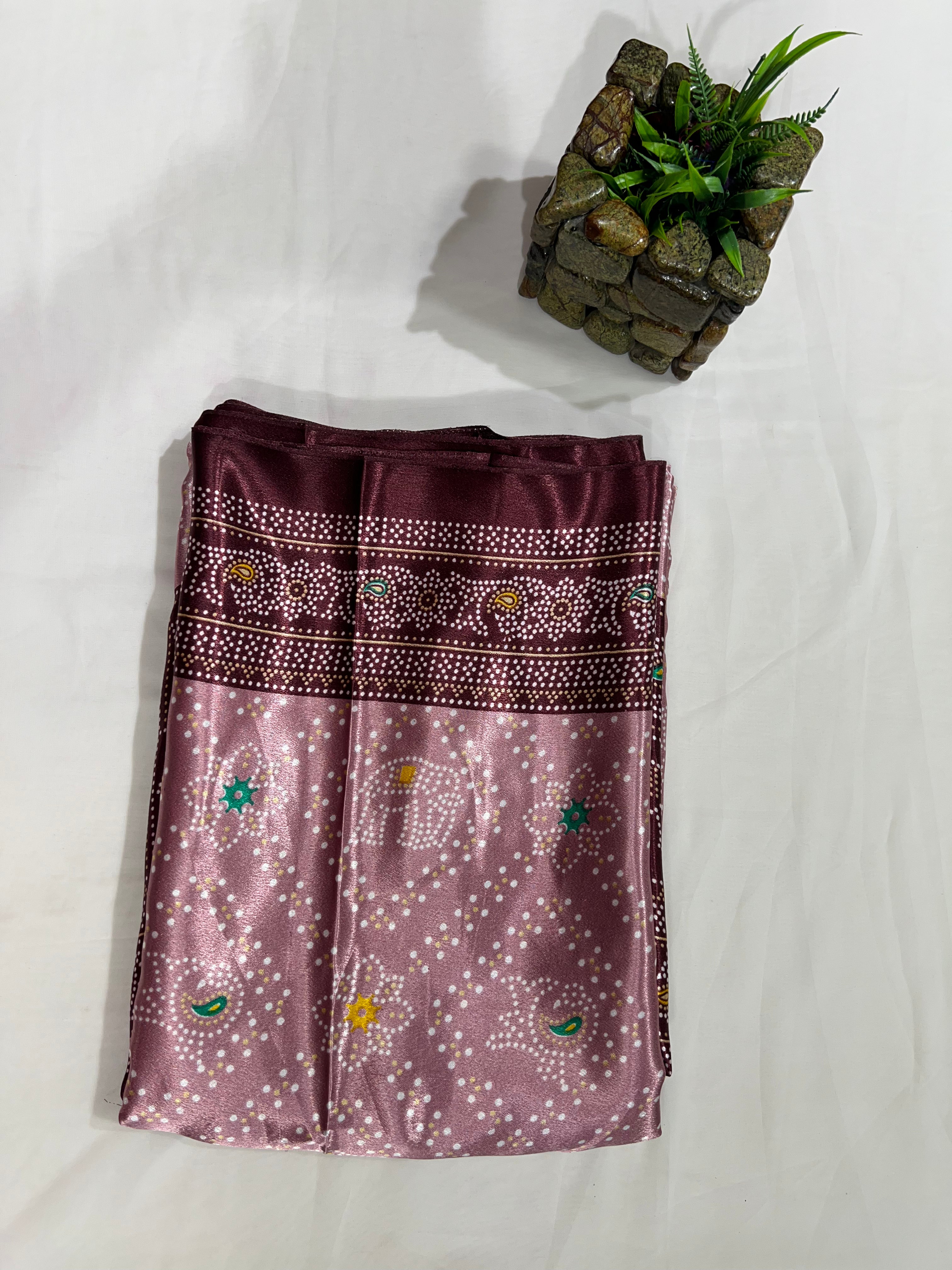 Dusty Pink Crystal Crepe Dotted Print Saree with Beautiful Border & Pallu - Anita Jain Fashions