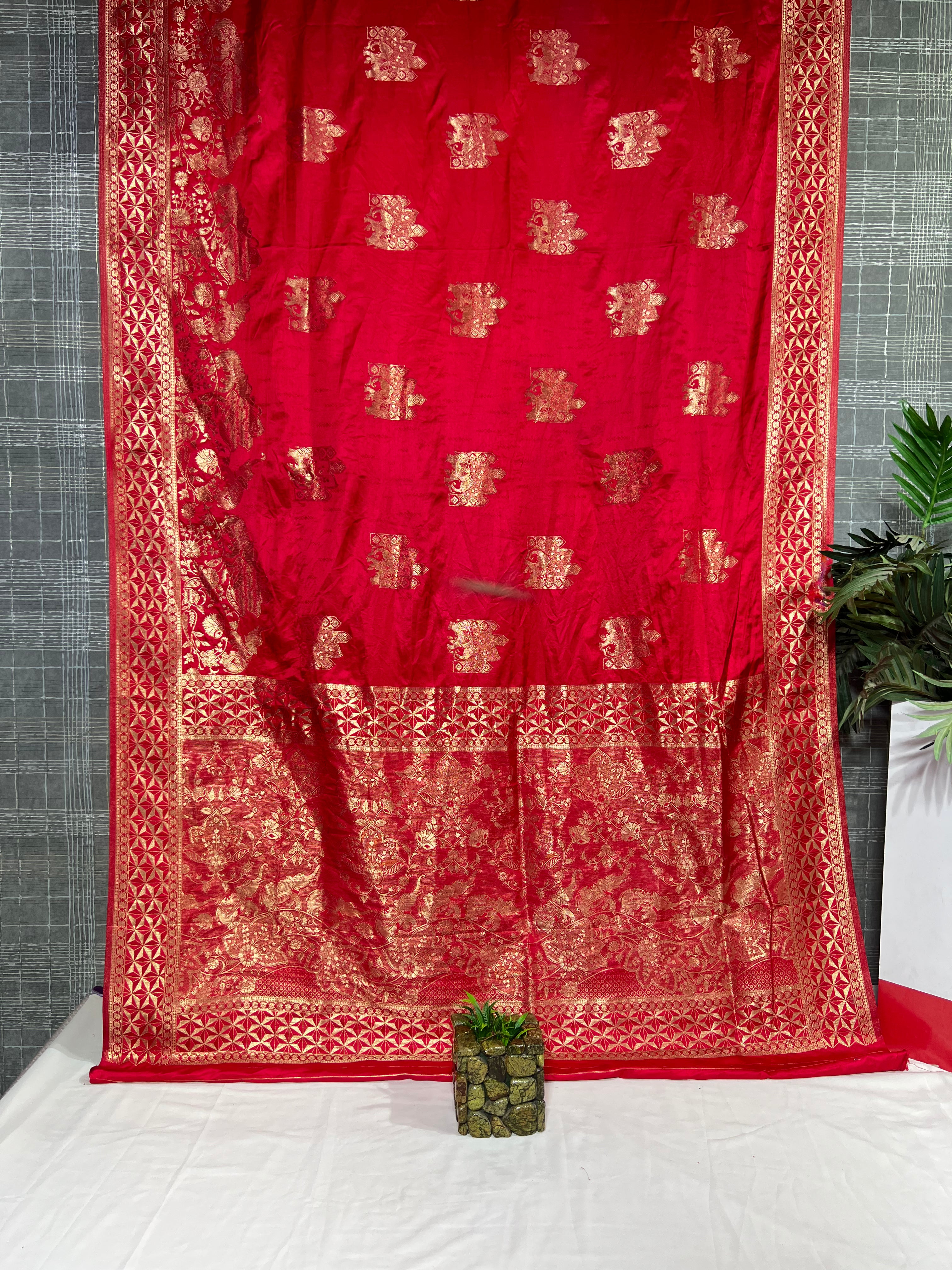 Red Rose Satin Gajji Silk Saree with Beautiful Zari Pallu - Anita Jain Fashions