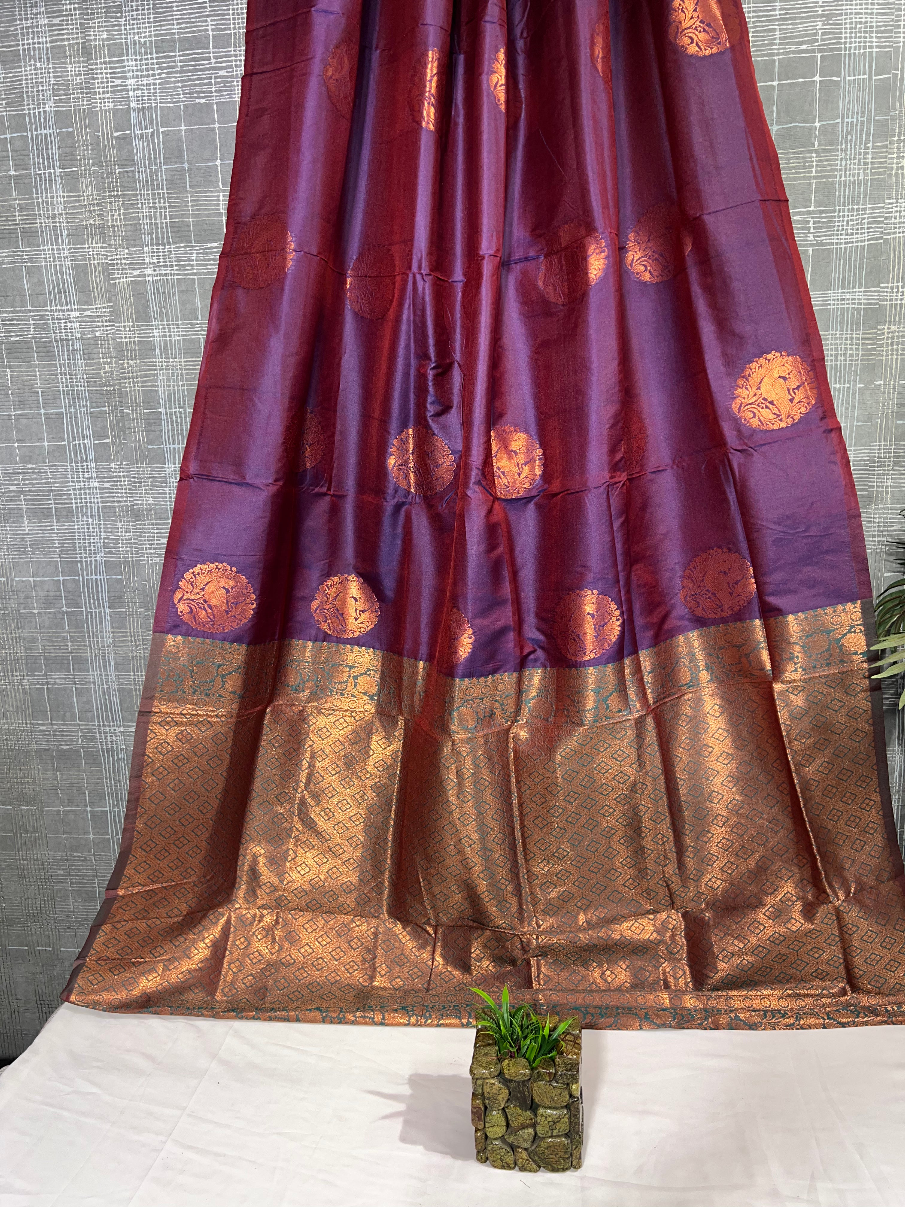 Purple 60/600 Georgette Saree with Zari & V Wing Pallu and Blouse