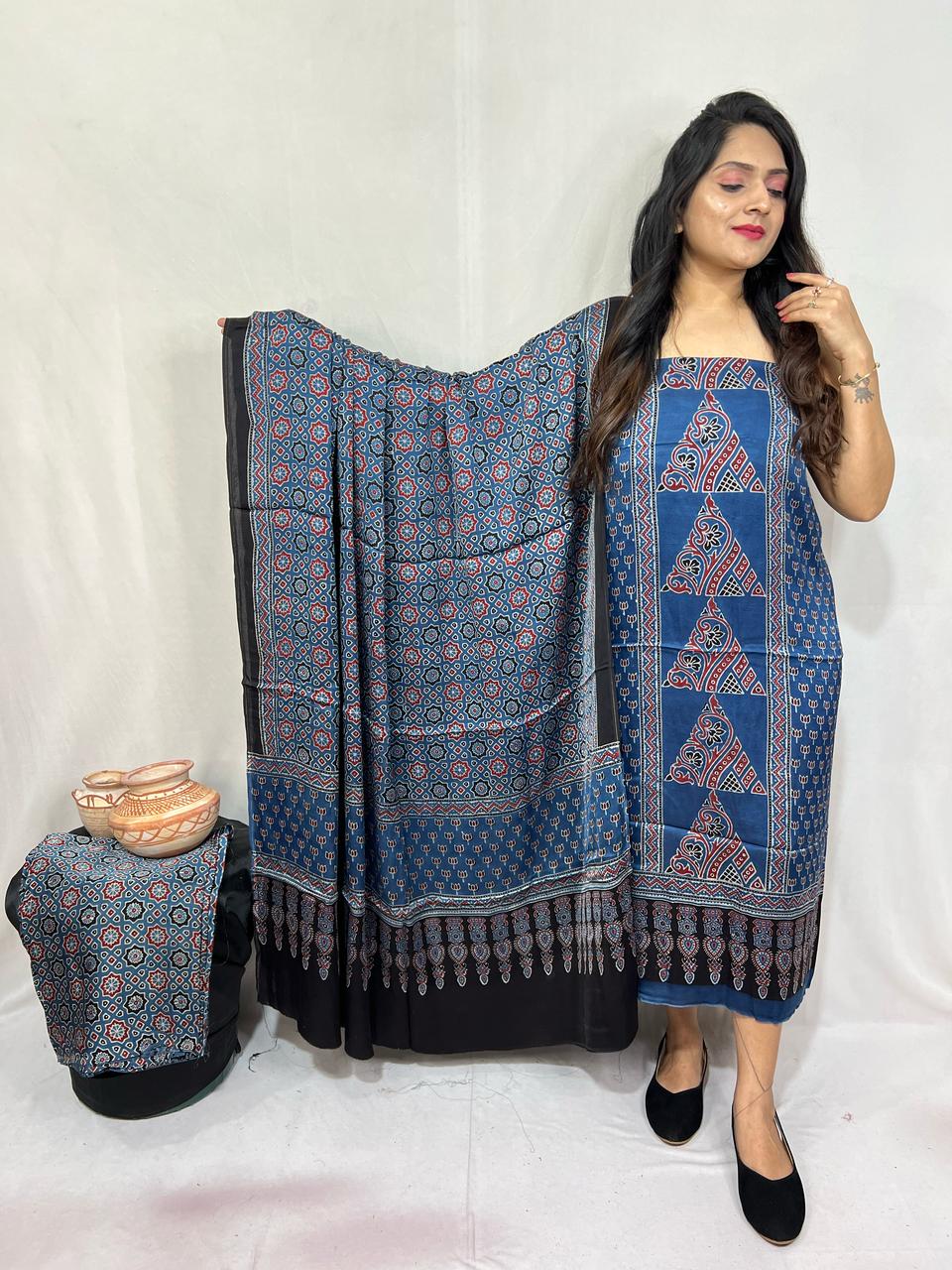 “Blue modaal gajji silk suit set with triangle print and lagdi patta dupatta – Anita Jain Fashions”